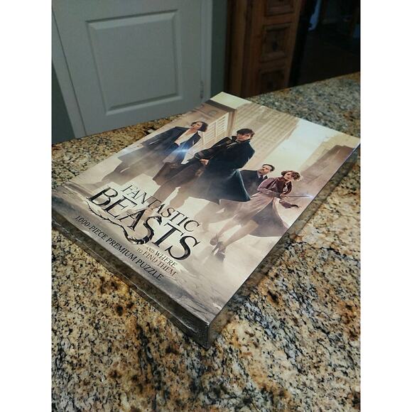 Fantastic Beasts And Where To Find Them Premium Jigsaw Puzzle 1000 Piece - Picture 2 of 6